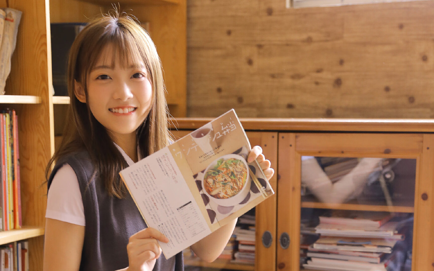 布克狂轰40+10+8率队晋级，争议？不存在的！评爵士淘汰赛力克新疆